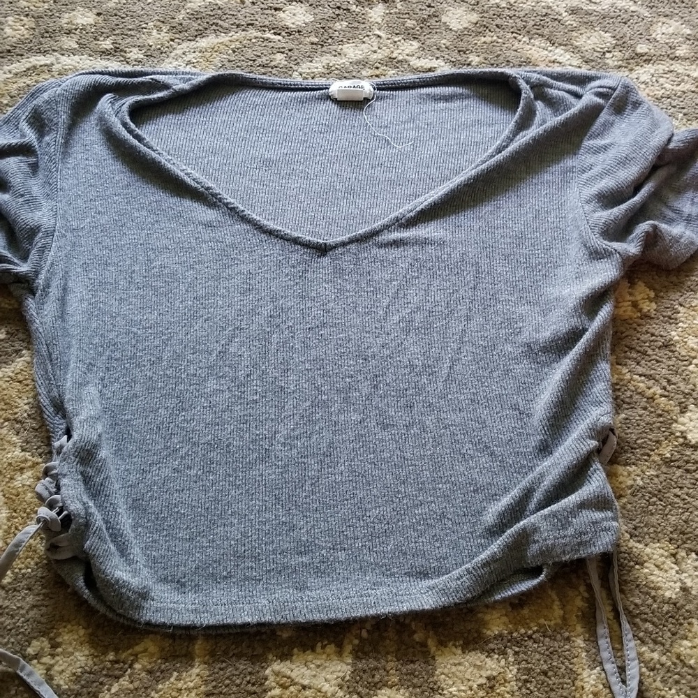 Short sleeve crop top